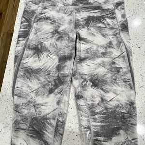 Lululemon Pace Perfect Crop